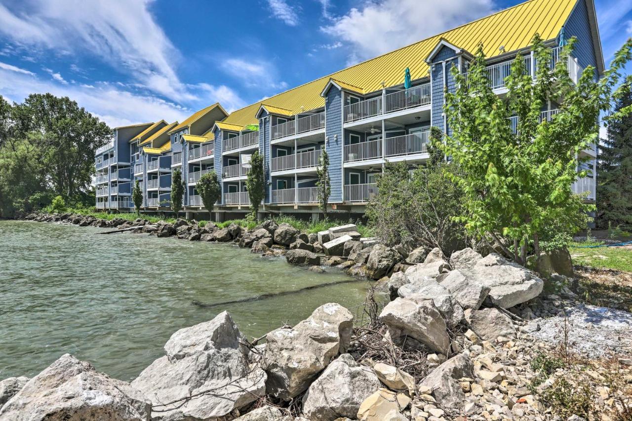 Apartmán Waterfront Bass Island Retreat With Balcony And Tv Put-in-Bay Exteriér fotografie